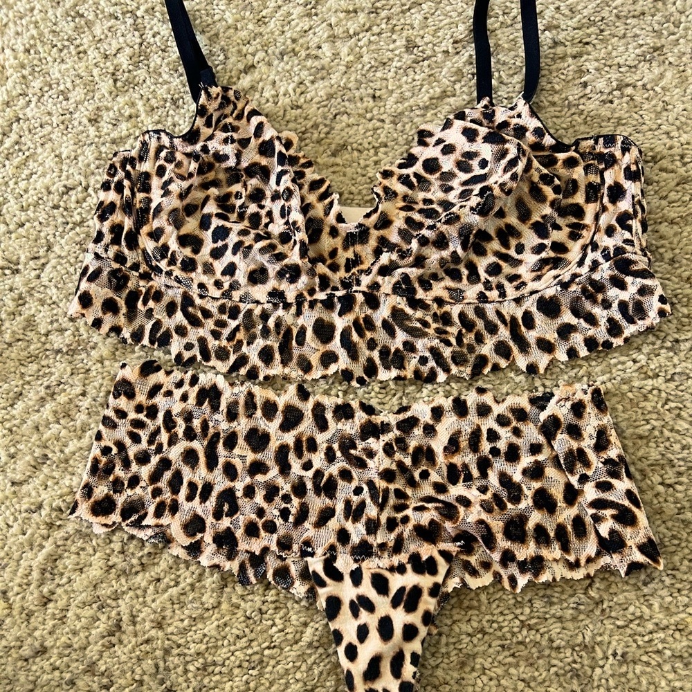 Leopard two piece underwear set large top extra low rise small bottoms $25.